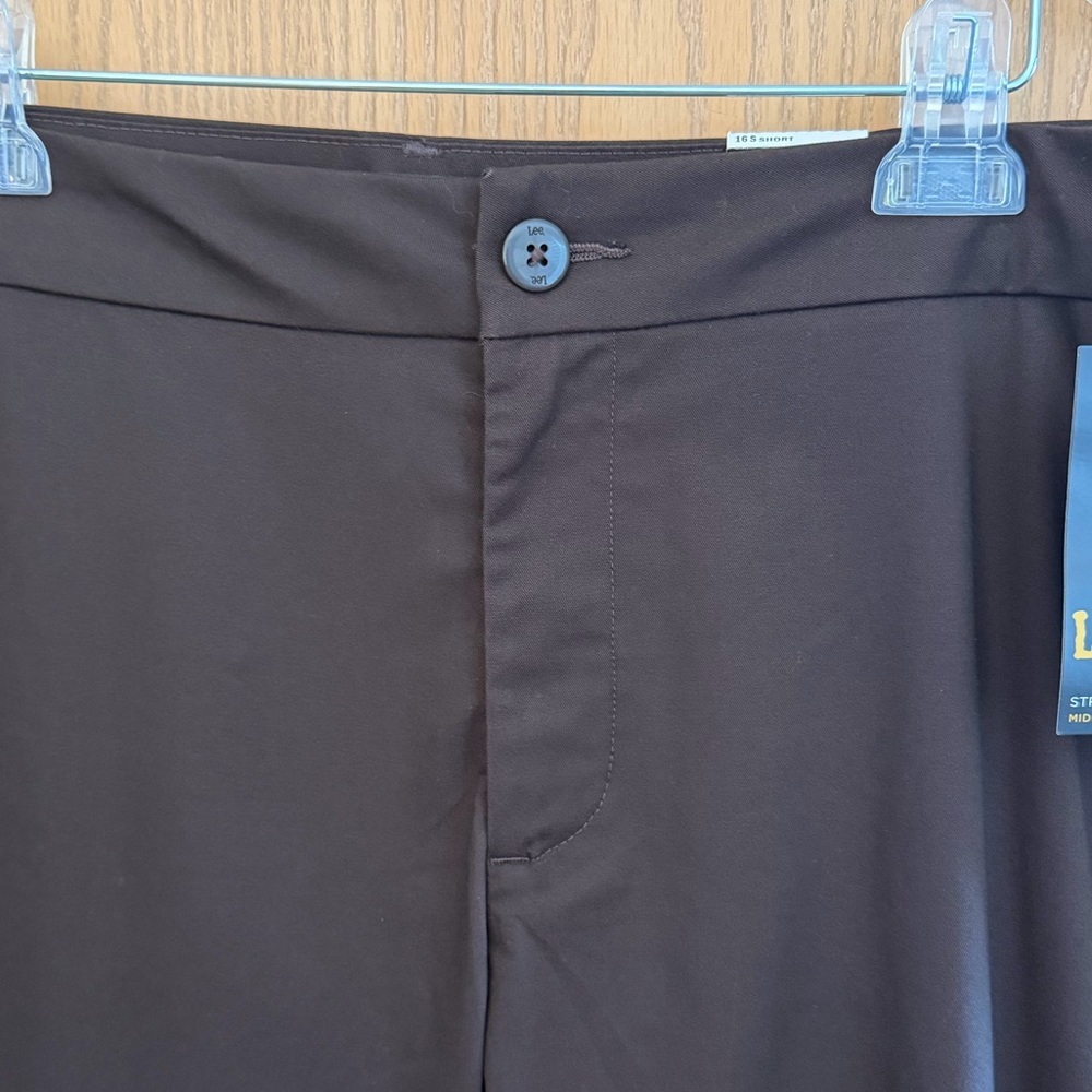NWT LEE Dark Brown Flex Motion Mid-Rise Straight Wrinkle Free Trouser Pant Sz 16 - Picture 3 of 10